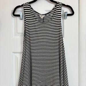 PPLA Black and White Striped Sleeveless Top Women’s Small Flowy